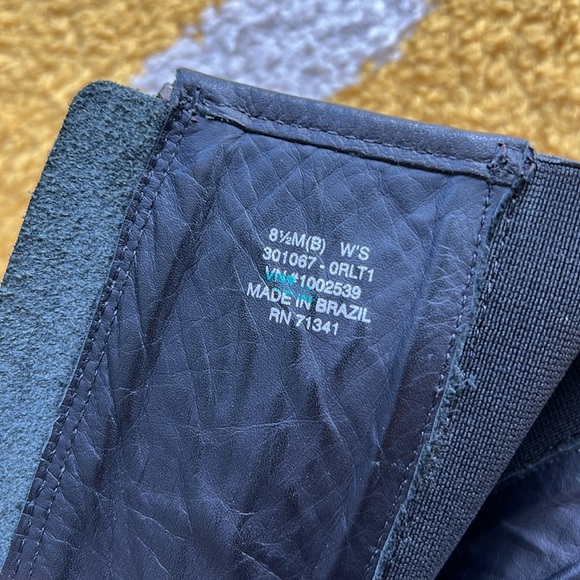 L.L. Bean tall black leather boots - Picture 6 of 9